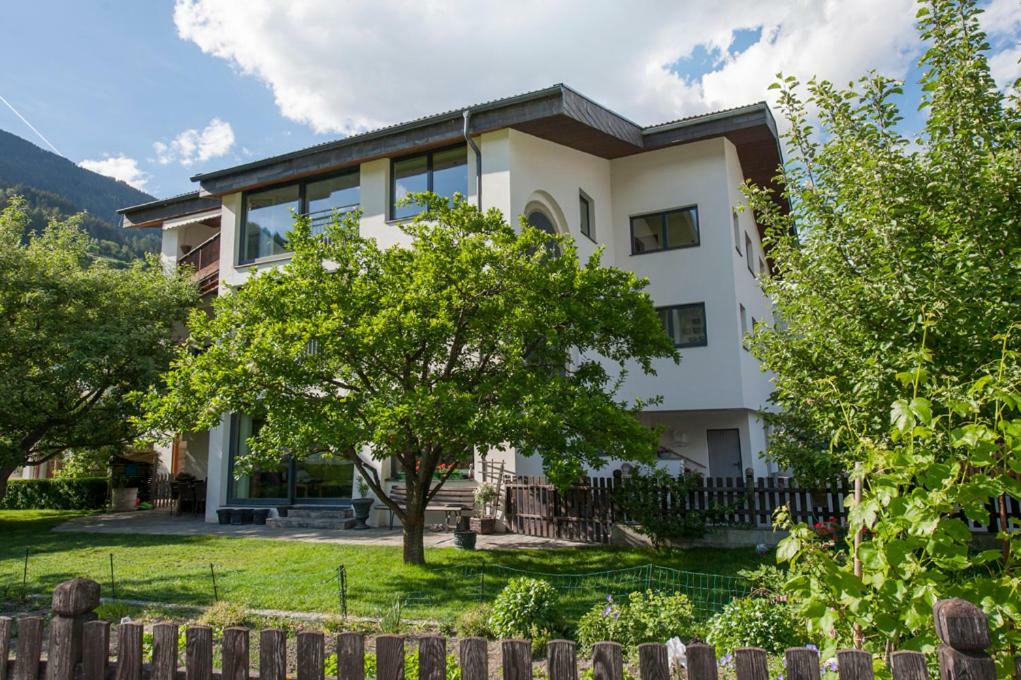 Haus Heiss Apartment พรุตซ์ ภายนอก รูปภาพ