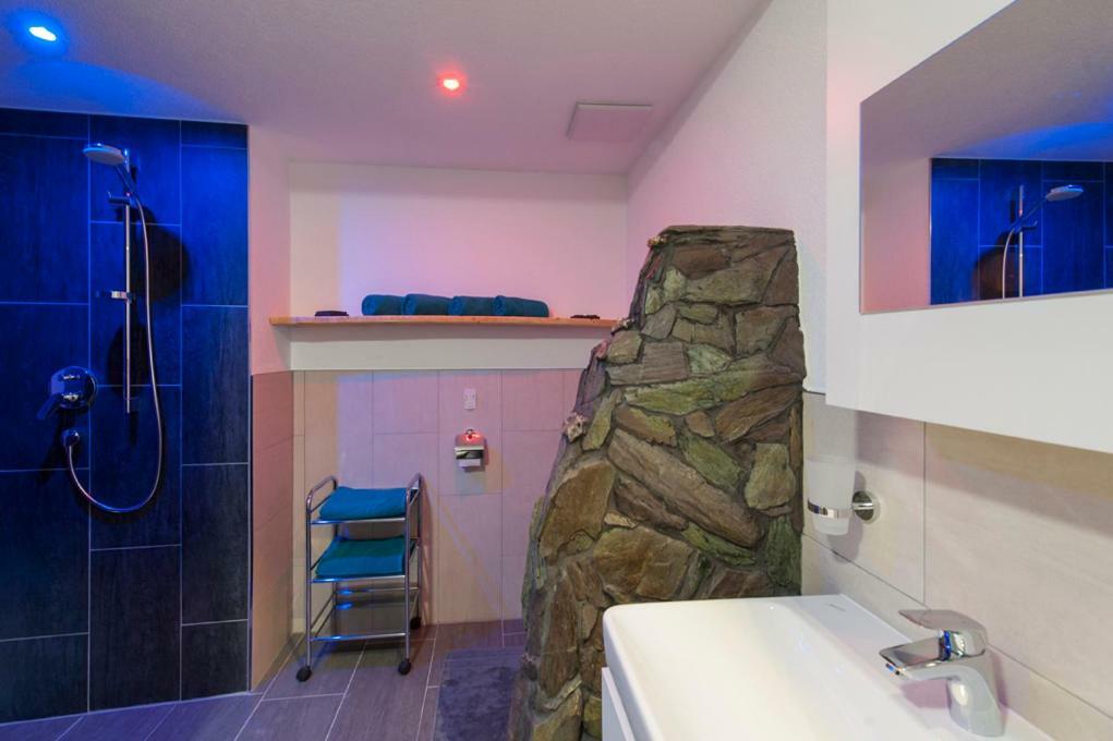 Haus Heiss Apartment พรุตซ์ ภายนอก รูปภาพ